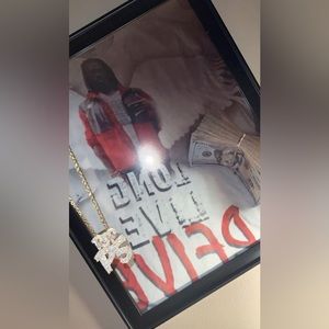 Meet your Posher, Bernard